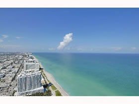 Miami Beach Apartamento em frente o mar - $599,000