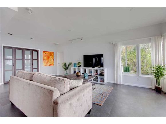 Apartamento Chique em Miami Beach - 2 dormitorios $375,000 