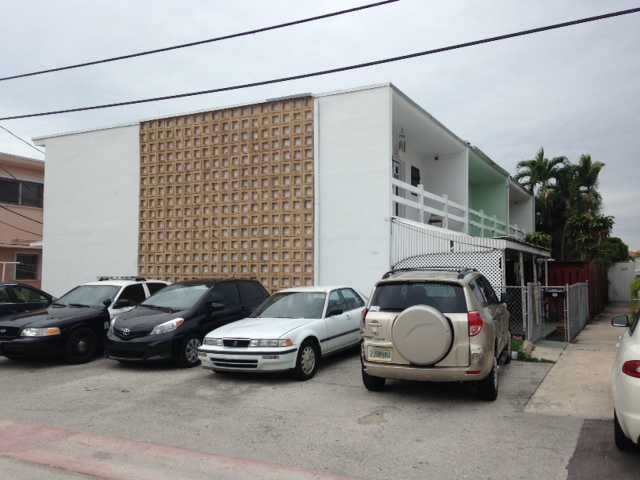 Townhouse na Praia em Miami Beach $259,900