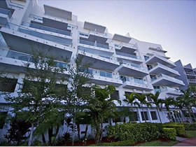 Apartamento Chique Miami Beach $395,000