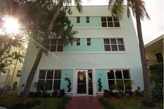 Apartamento 2/2 - South Beach - Miami Beach - 2 Quadras Até a Praia $269,000