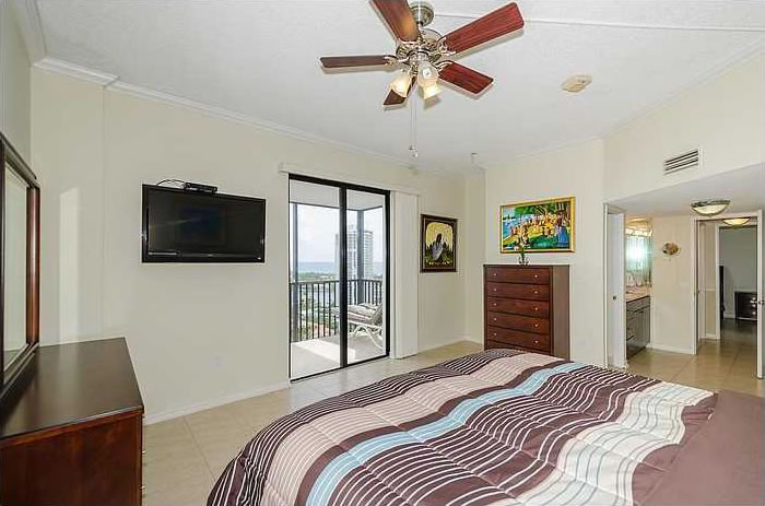 Penthouse Apartamento 2/2 - Aventura - Miami - Perto da Praia $289,000