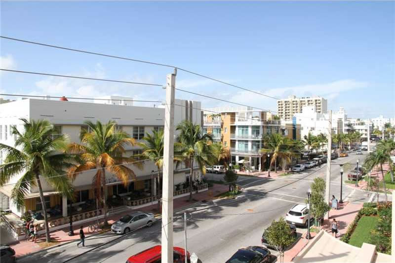 Apto em frente a praia - Ocean Drive - South Beach / Miami Beach $377,000