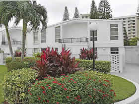 Aventura Apto 2/2 - Todo Reformado em Miami $297,900