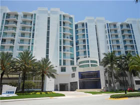 Uptown Marina Lofts - Apto Moderno - Aventura - Miami $329,000