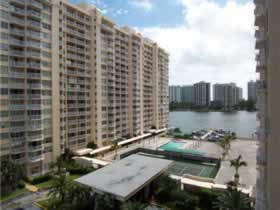 Apartamento 2/2 Aventura - Miami $220,000