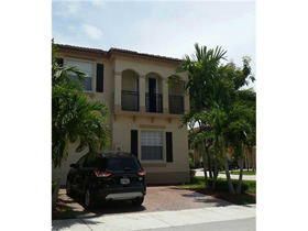 Townhouse de 4 quartos em Miami $242,000