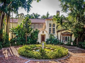 Imóvel de Luxo com 9 Quartos em Coconut Grove - Miami $65,000,000