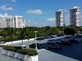 Apartamento reformado em Aventura Miami perto da praia - $300,000 