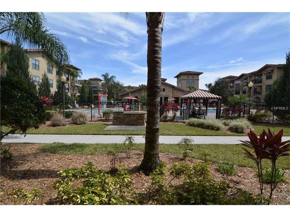 Apartamento Mobiliado 3 Dormitorios em Bella Piazza Resort - Orlando - $149,950 