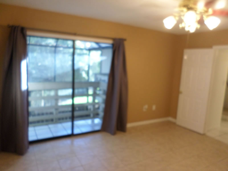 Casa de 2 Andares com Excelente Preço em Fort Pierce $59,000