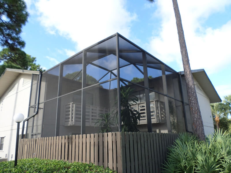 Casa de 2 Andares com Excelente Preço em Fort Pierce $59,000