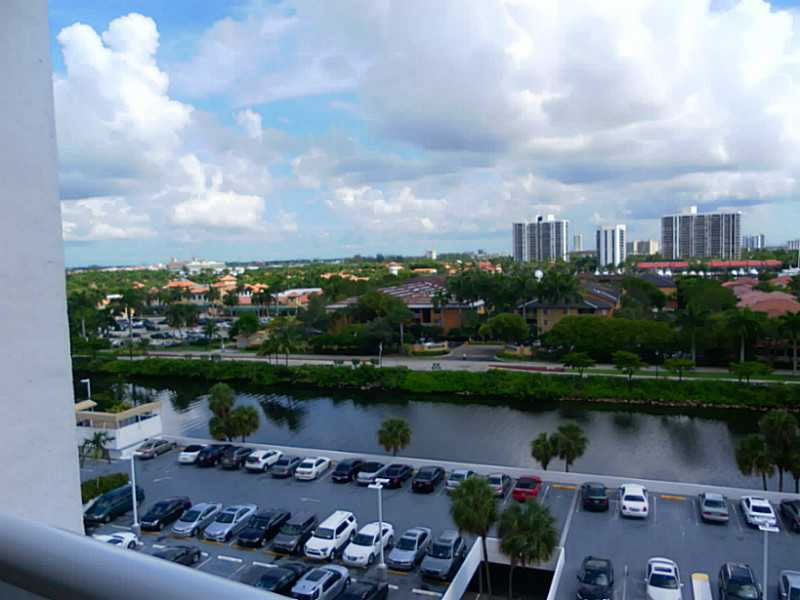 Apartamento 2/2 todo reformado - Aventura Miami $230,000