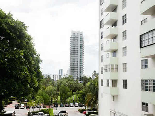 Apartamento Venetian Causeway - Miami Beach $249,000