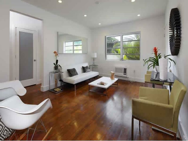 Apartamento muito top em Lincoln Road Villas - South Beach - Miami Beach $289,000