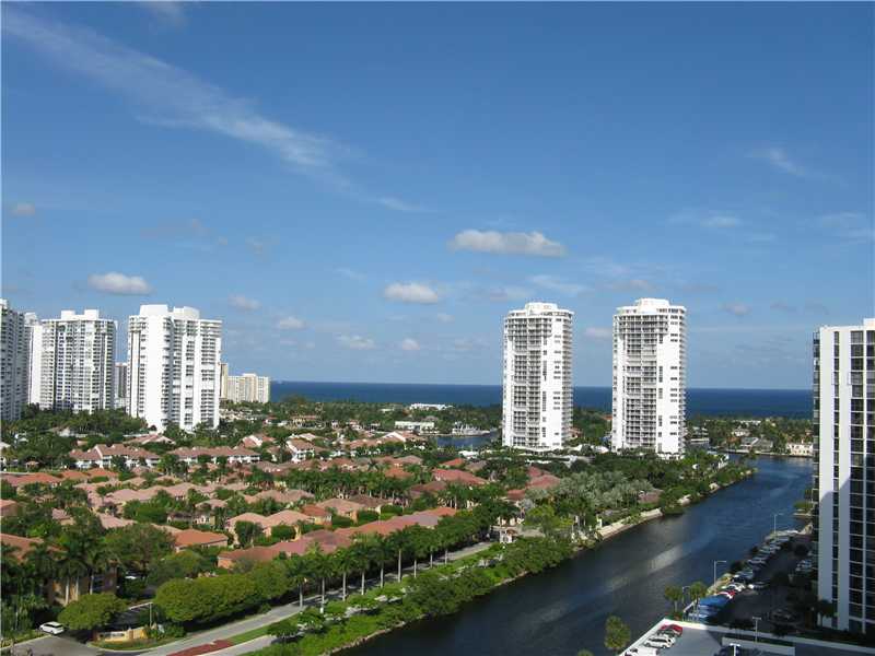 Apartamento de 2 quartos muito chique em Aventura Miami $279,900