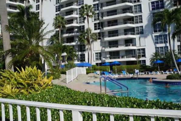 Apartamento de 2 quartos em bairro nobre de Aventura - Miami $399,900