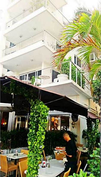 Apartamento em frente a praia no Ocean Drive - South Beach - Miami $389,000