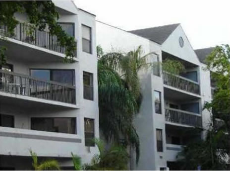 Apartamento em Calusa Club Village, Miami $136,800